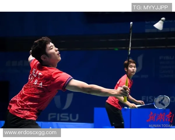 成都羽毛球队与武汉羽毛球队速度对决赛后分析与战术总结